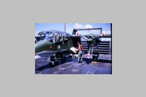 74405332-SLD-001-0040.jpg